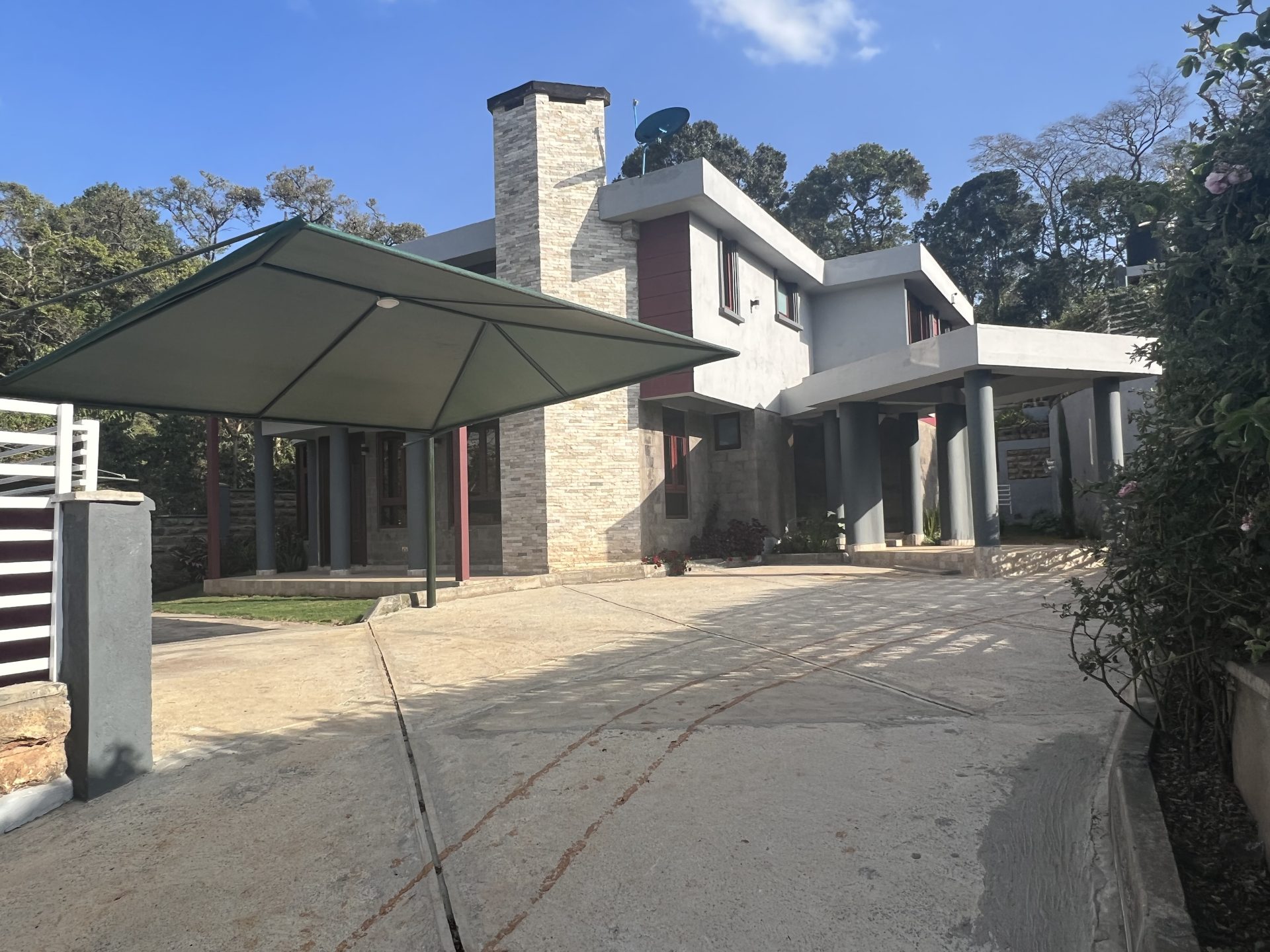 005C932A-C335-41C7-B442-EC5F83DEB7C4