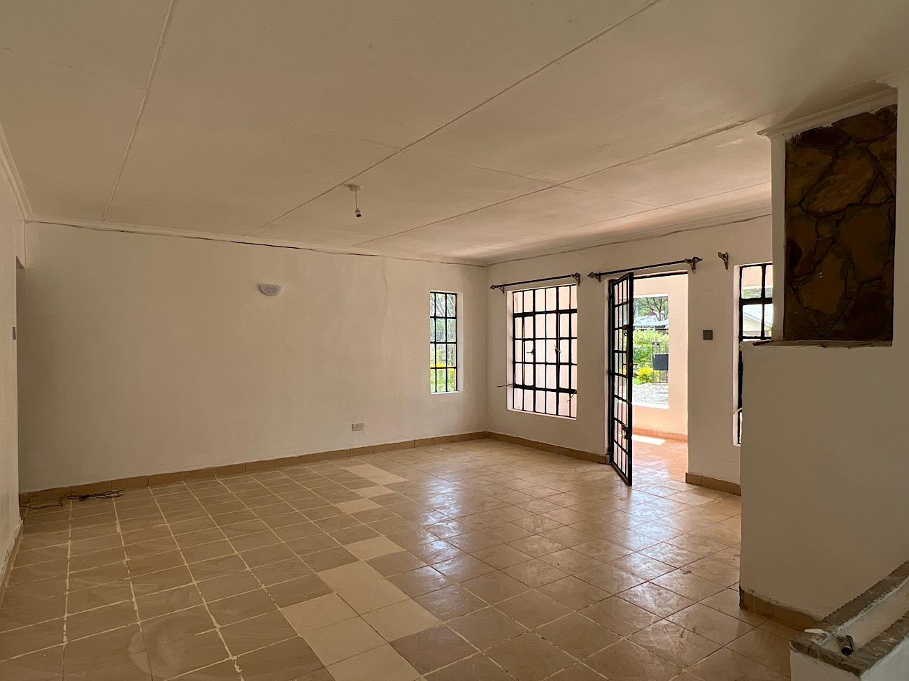 0EEDB4D5-44FF-449E-935D-02002377783E