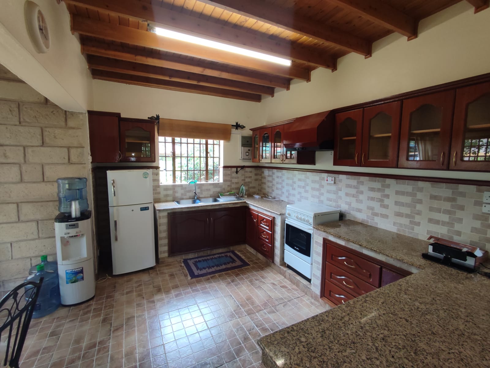 1E09C311-A284-42BF-9E12-1E95A46D7957