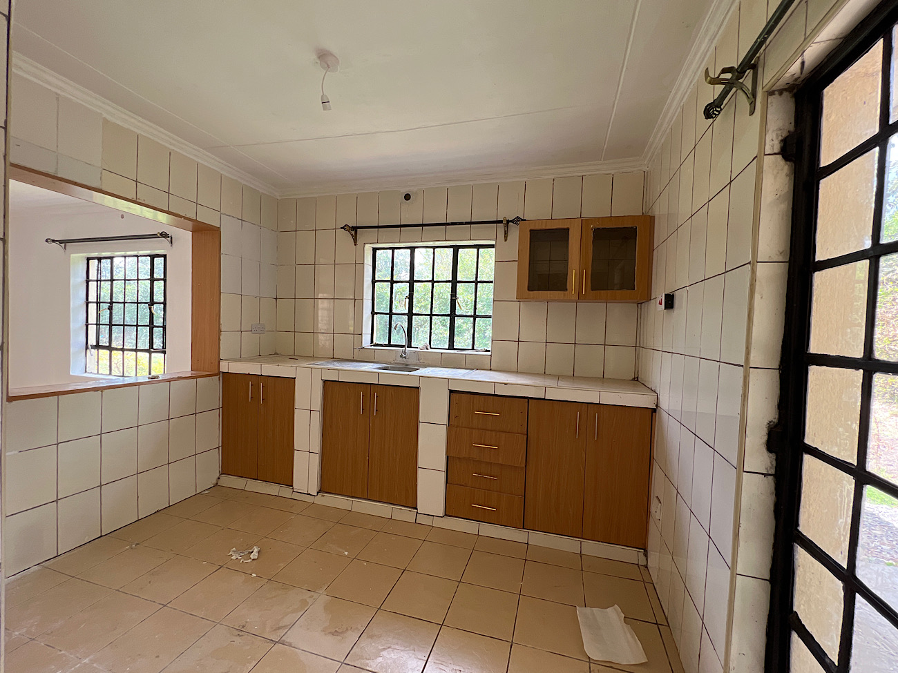 52163870-2226-4BB6-A853-E29F186578A0