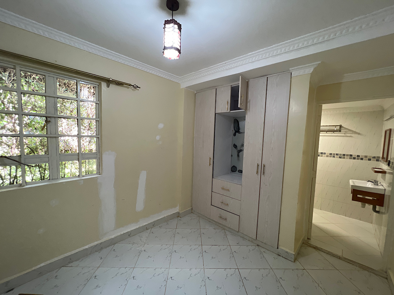 5E44B2AE-8F74-427E-AA55-D77D454C3385