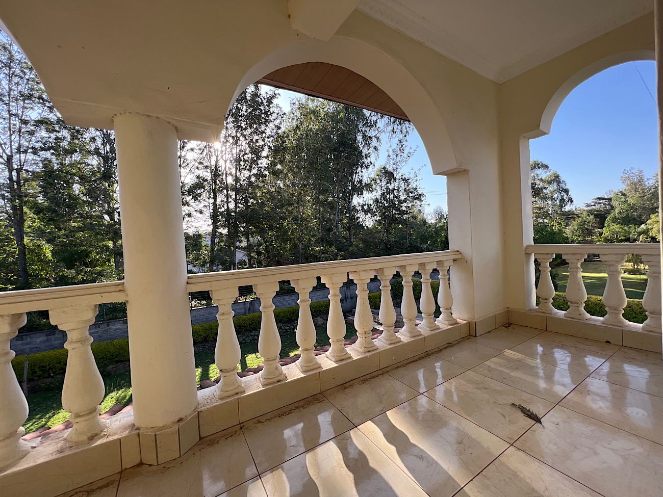 BA49B867-23C4-43A8-BD2F-C1FBD0CCE0BA